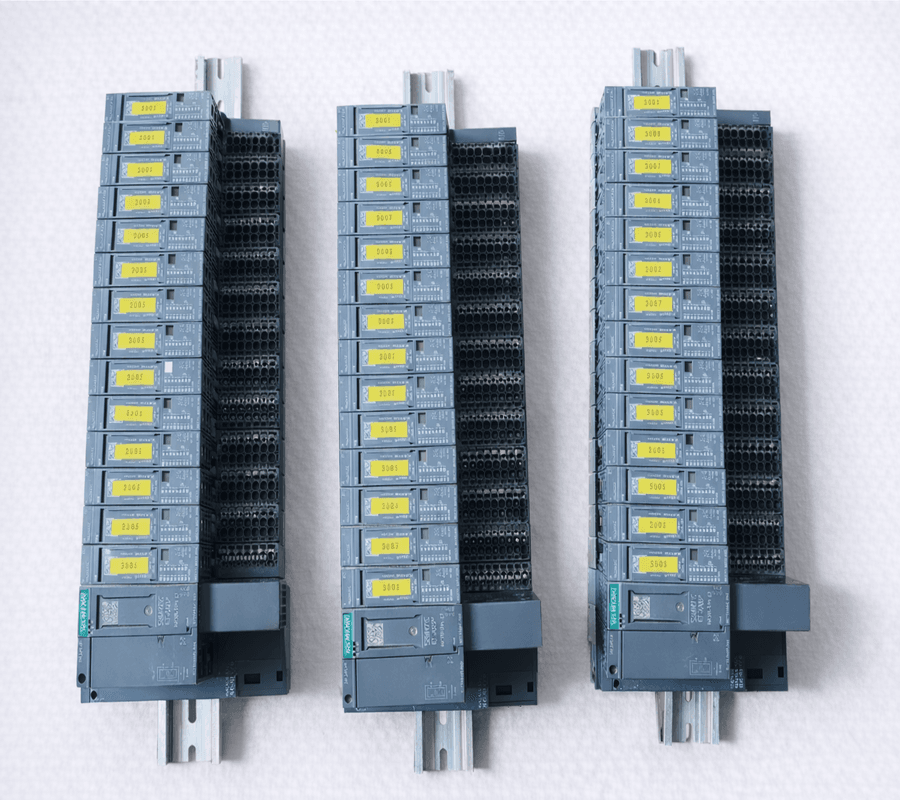 Siemens ET 200 modular I/O stations on mounting rails