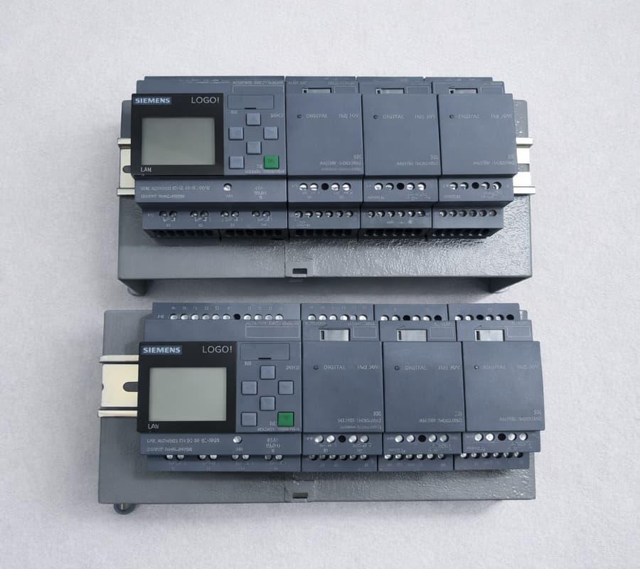Siemens LOGO compact controller module
